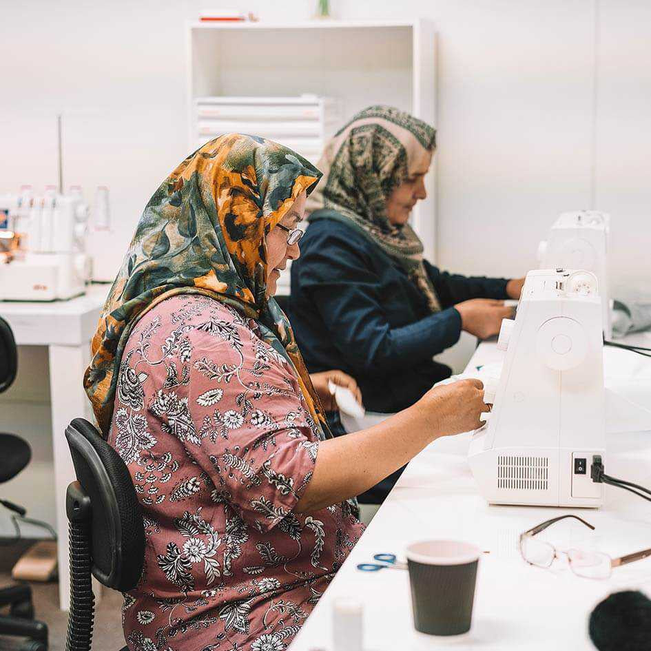 "Love To Sleep" Silk Set (Silver)